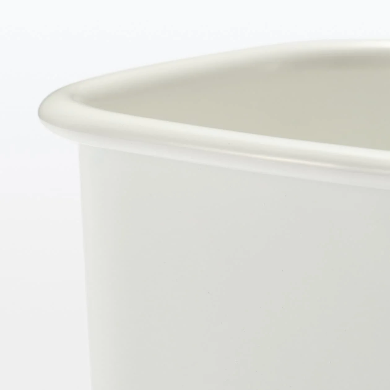 Enamel Storage Container - Image 27