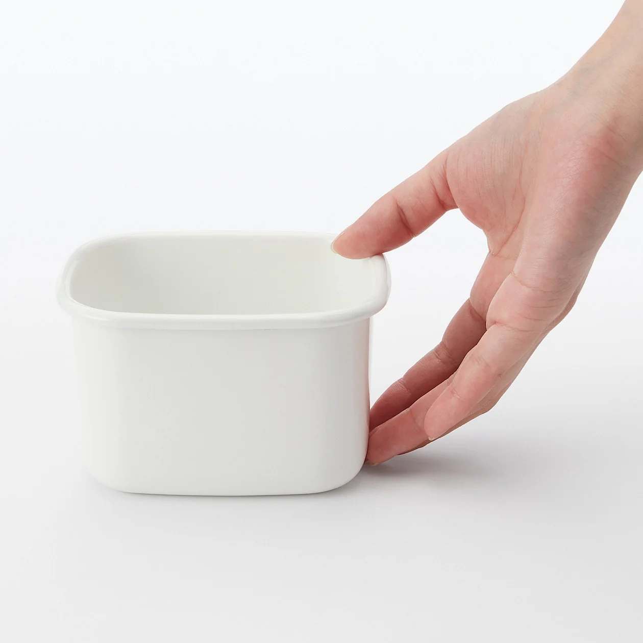 Enamel Storage Container - Image 28