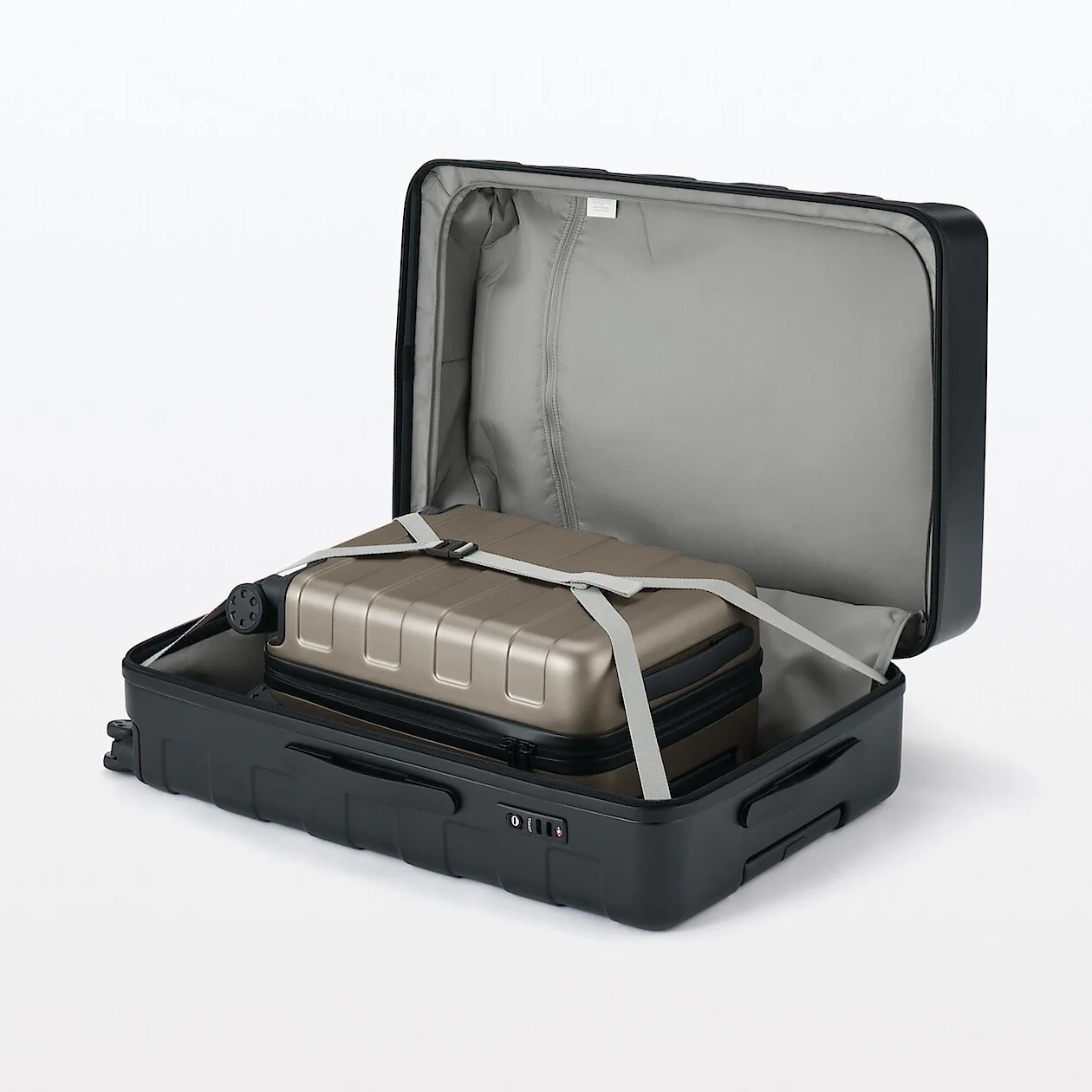 Hard Shell Suitcase - 36L (54cm) - Image 38