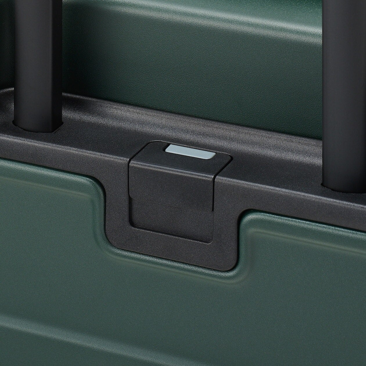 Hard Shell Suitcase - 75L (71.5cm) - Image 12