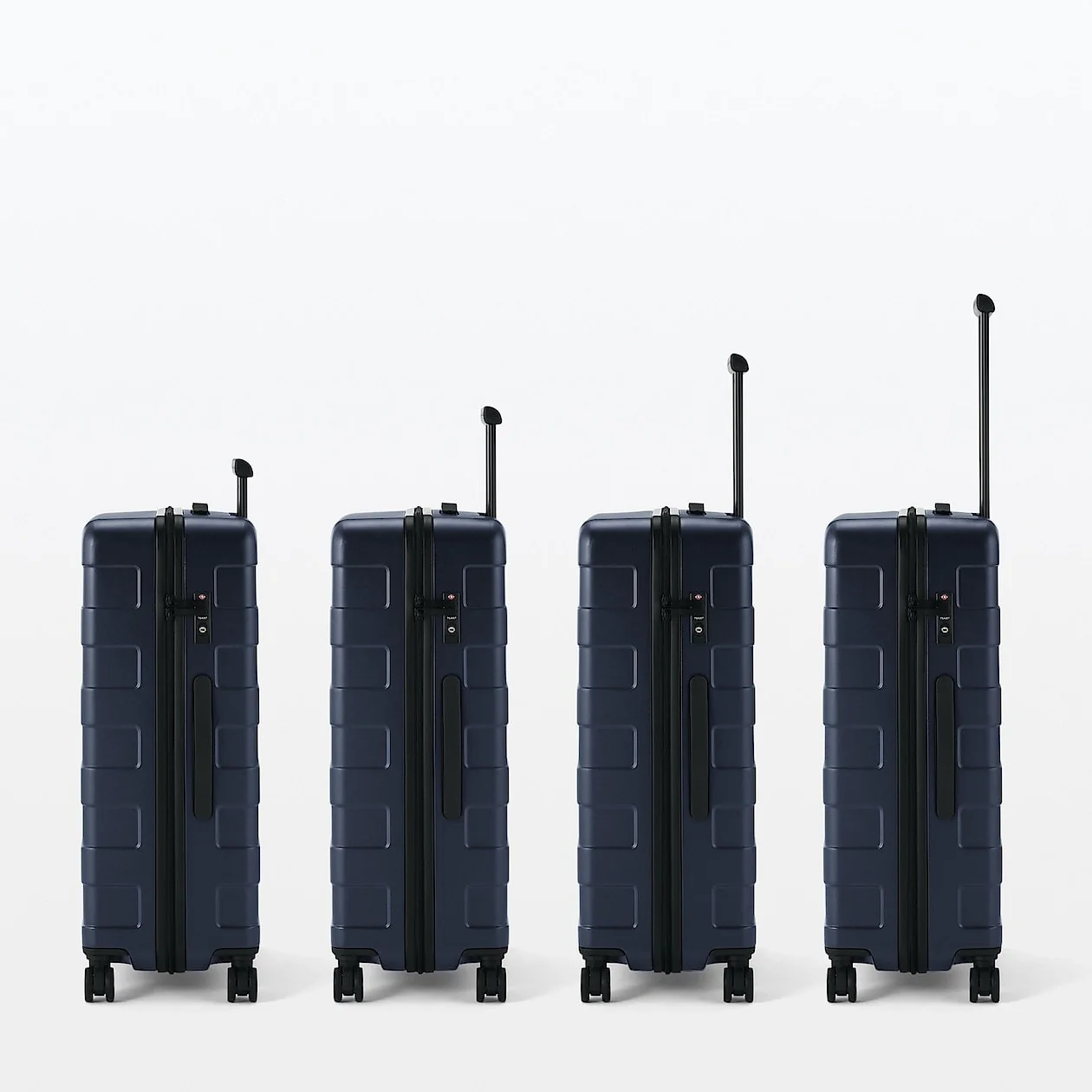Hard Shell Suitcase - 75L (71.5cm) - Image 84