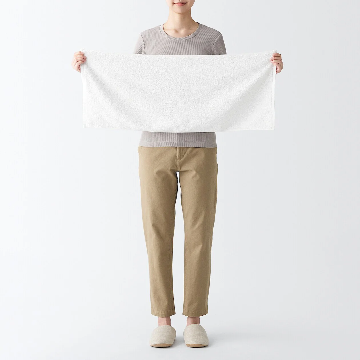 Pile Weave Thick Face Towel - Image 11
